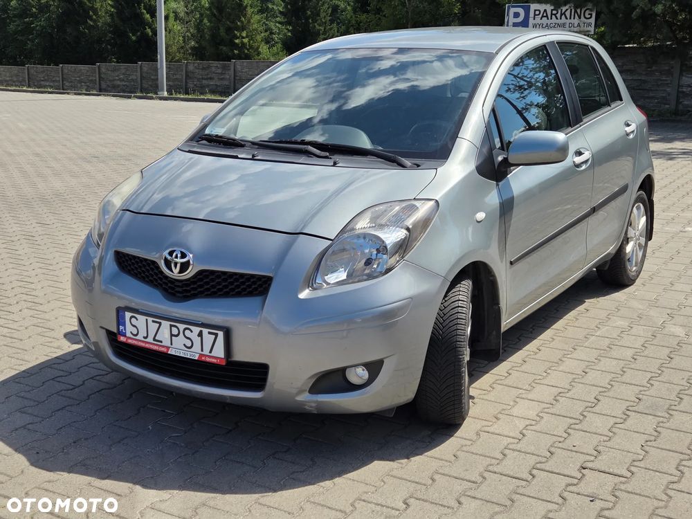 Toyota Yaris - 2