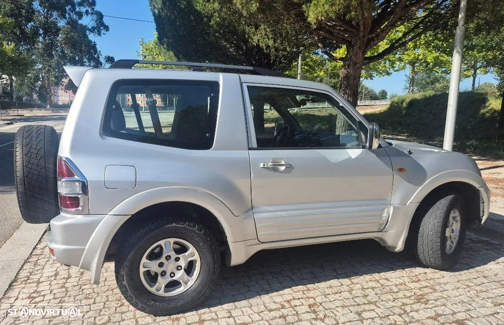 Mitsubishi Pajero 3.2 DI-D GLS ABS+TA+EC - 3