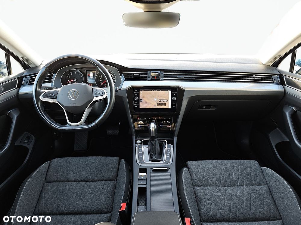 Volkswagen Passat - 20