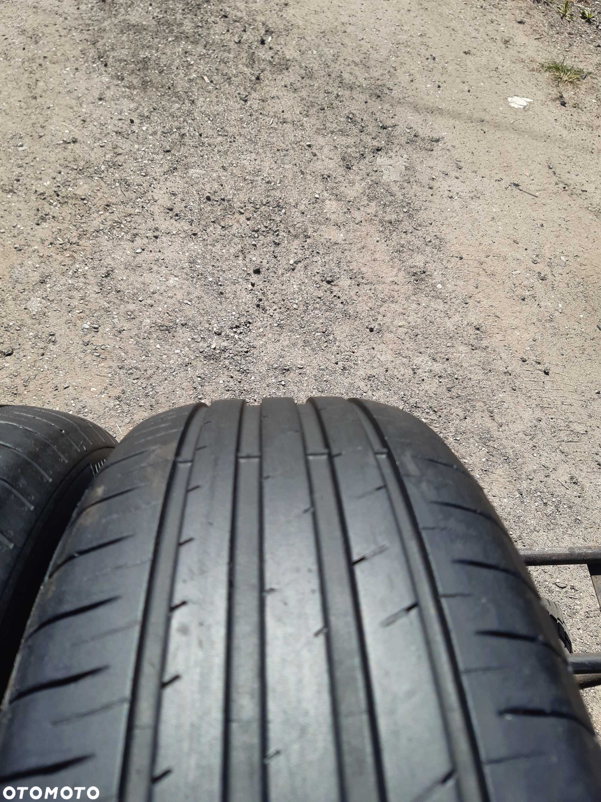 Opony letnie 205.60.16 Goodyear 2021 rok - 2