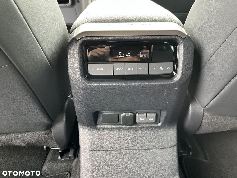 Toyota Land Cruiser - 34