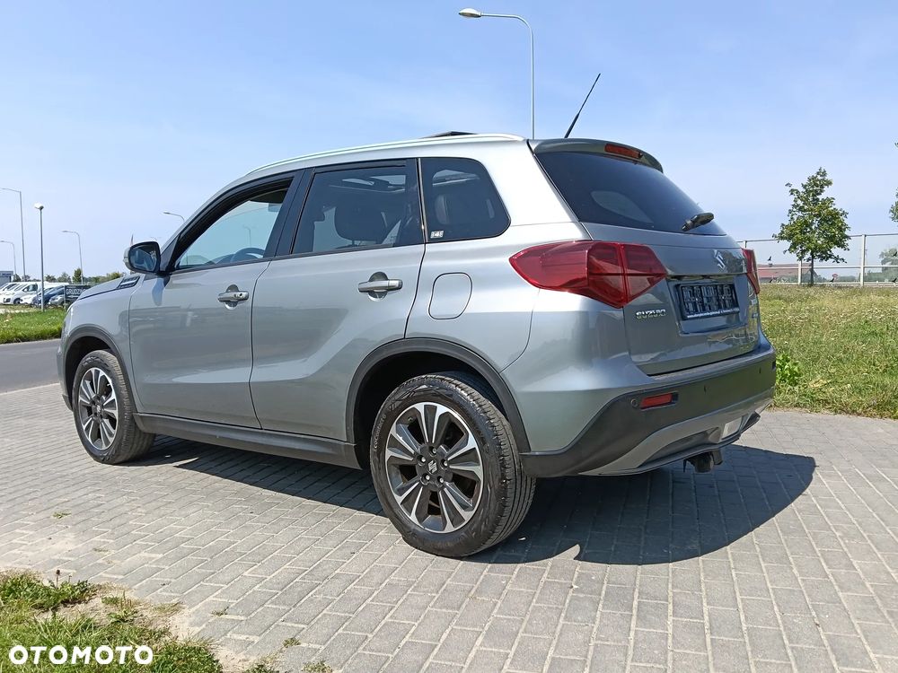 Suzuki Vitara 1.5 Dualjet Hybrid AGS Comfort+ "SHINKAI" - 4