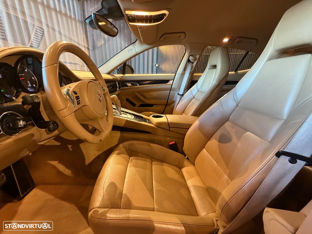 Porsche Panamera Platinum Edition - 22