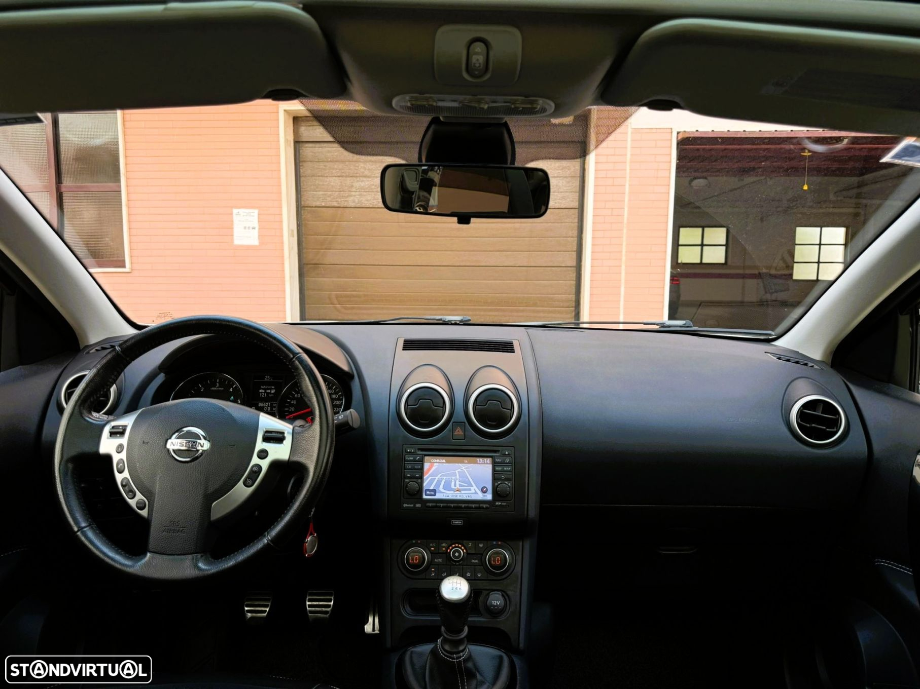 Nissan Qashqai 1.6 dCi N-Connecta 18 - 19