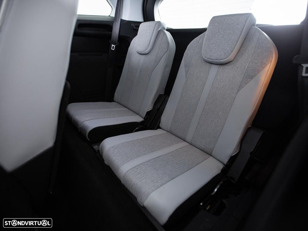Peugeot 5008 - 12