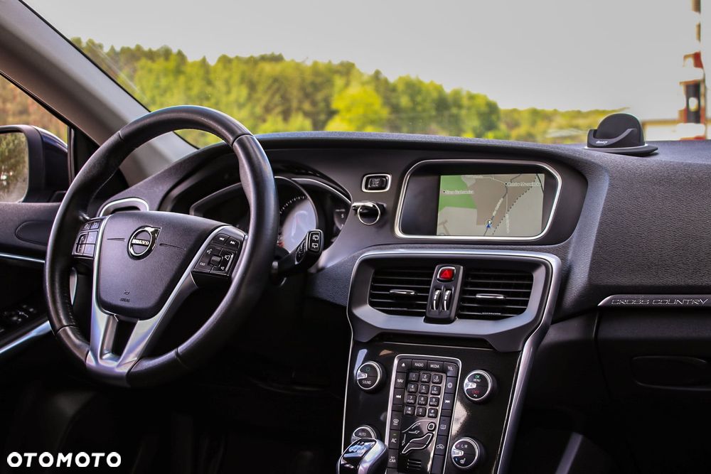 Volvo V40 Cross Country D3 - 40