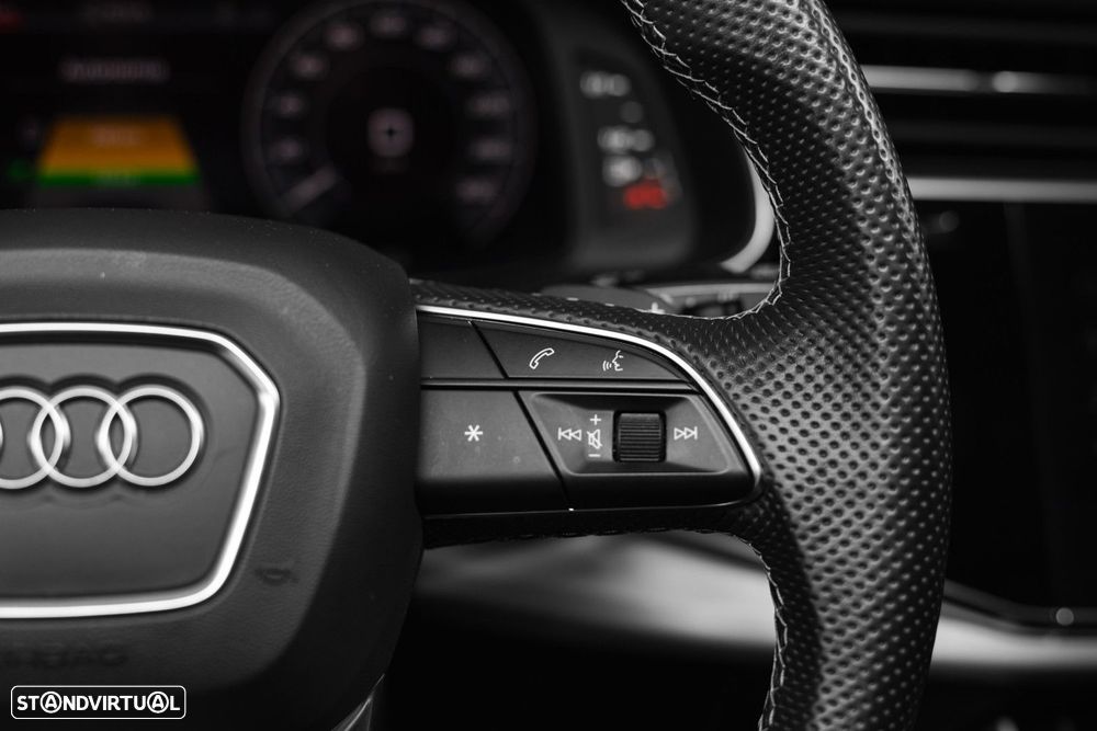 Audi Q7 55 TFSIe quattro S line Tiptronic - 19