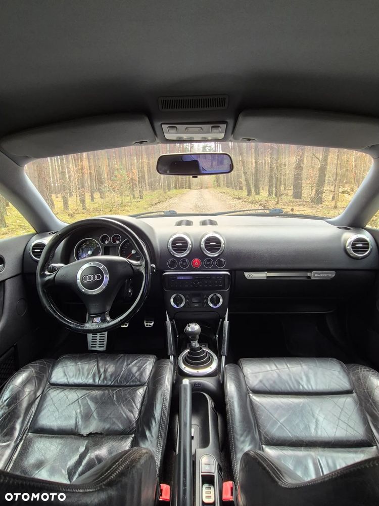 Audi TT Coupé 1.8T Quattro - 15