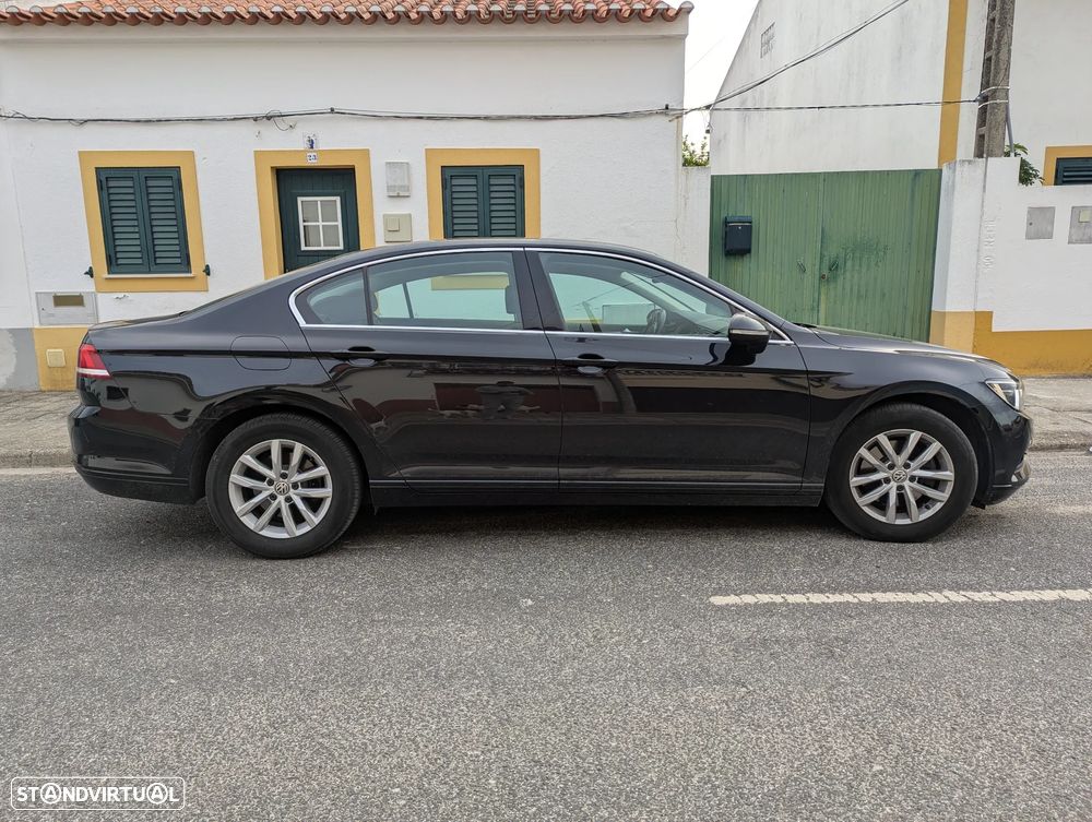 VW Passat 1.6 TDI Confortline - 3