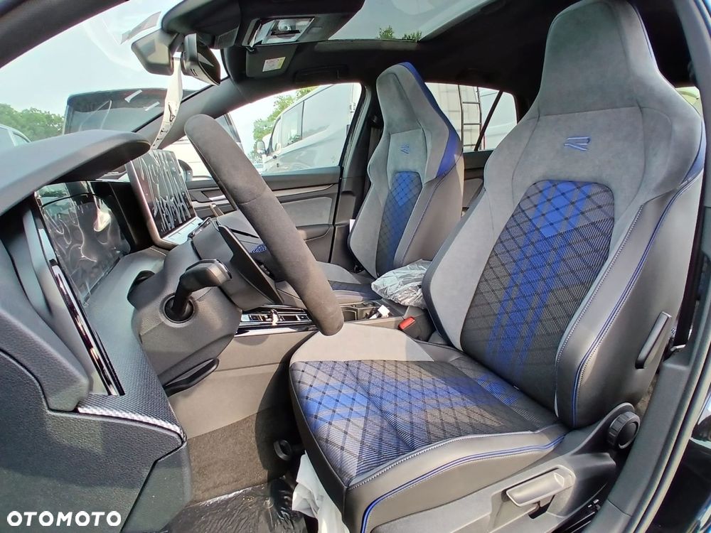Volkswagen Golf 2.0 TSI 4Motion R DSG - 12