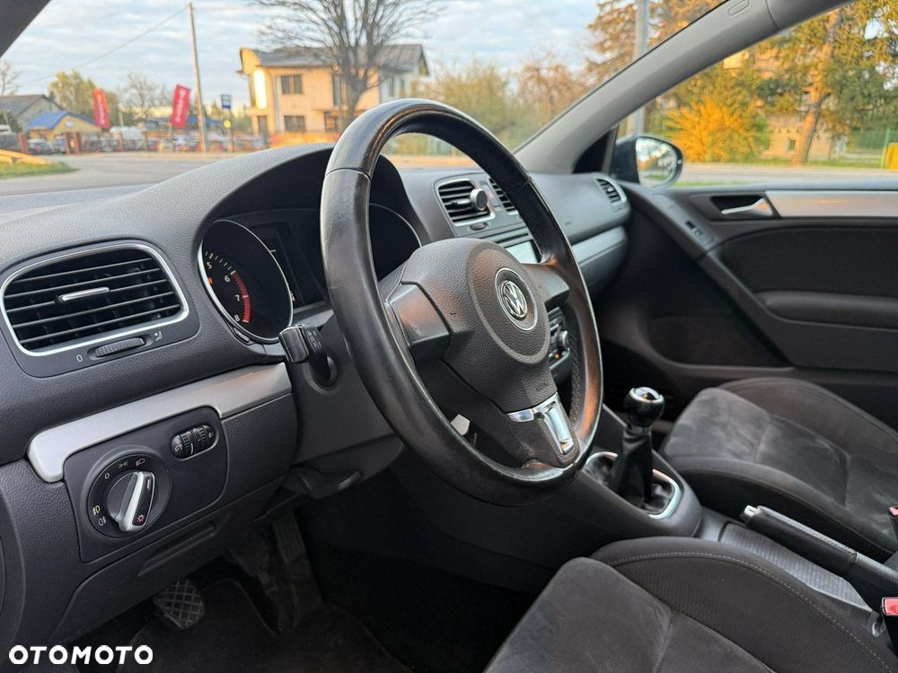 Volkswagen Golf - 15