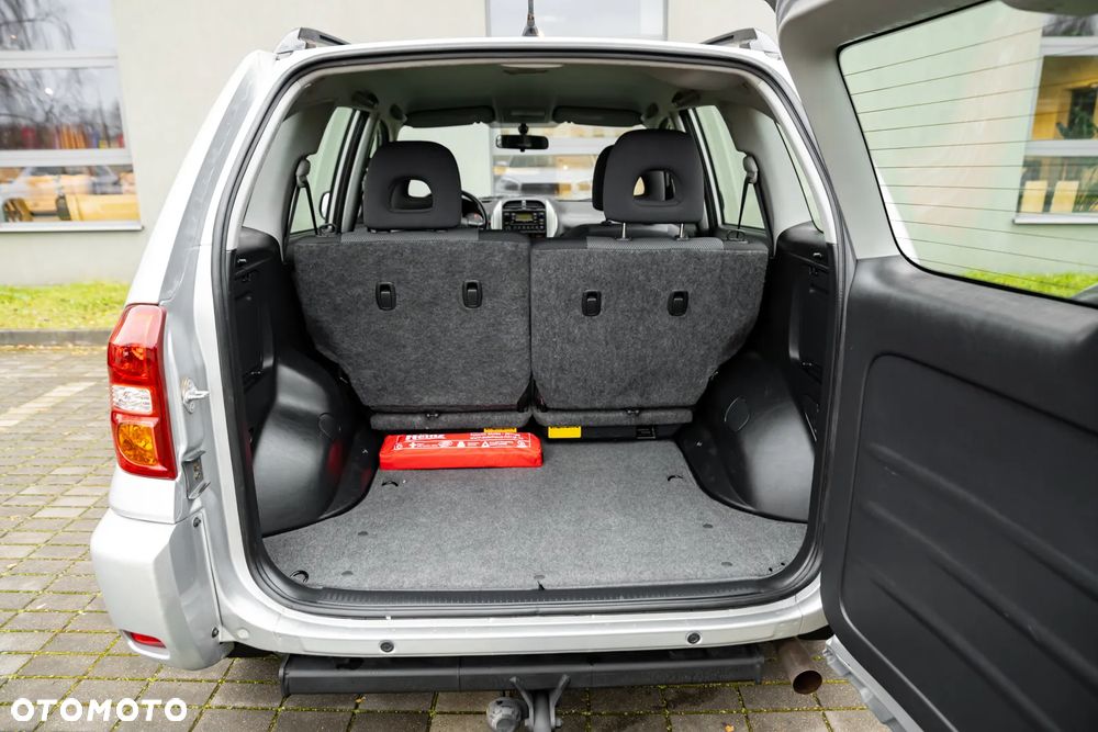 Toyota RAV4 2.0 VVT-i 4x4 - 21