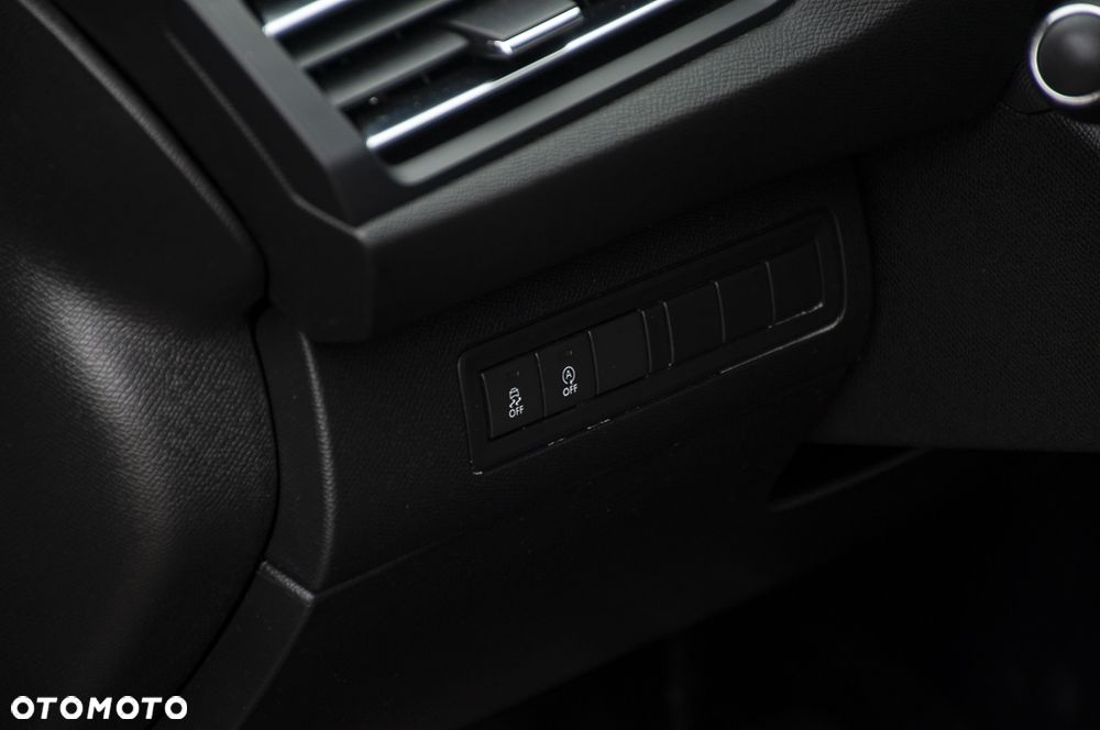 Peugeot 308 2.0 BlueHDi GT S&S EAT8 - 36
