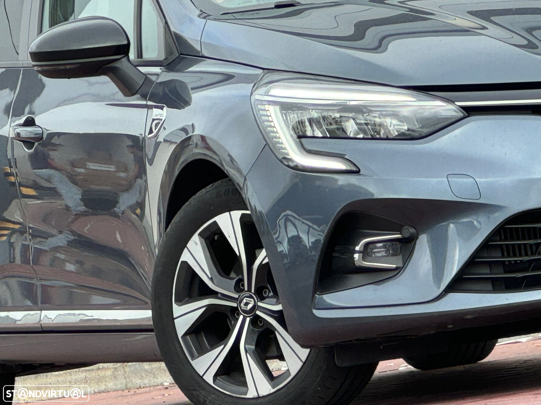 Renault Clio 1.0 TCe Limited Bi-Fuel - 30