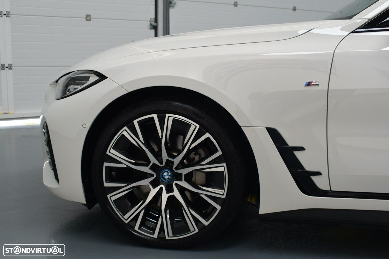 BMW i4 eDrive40 Pack M - 9