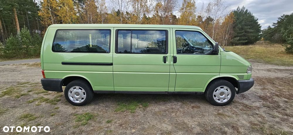 Volkswagen Caravelle Basis / CL - 4