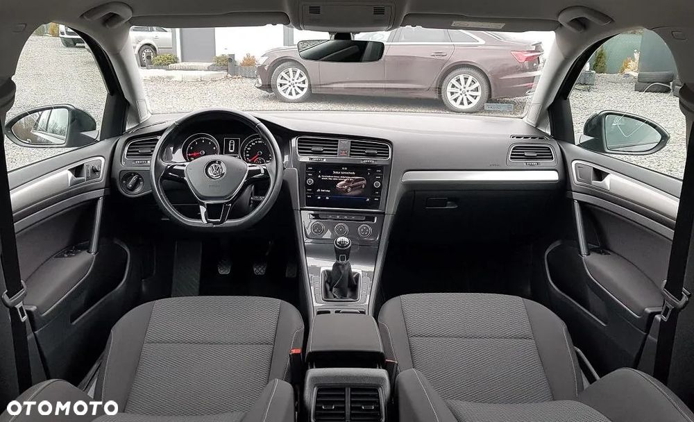 Volkswagen Golf Variant - 15