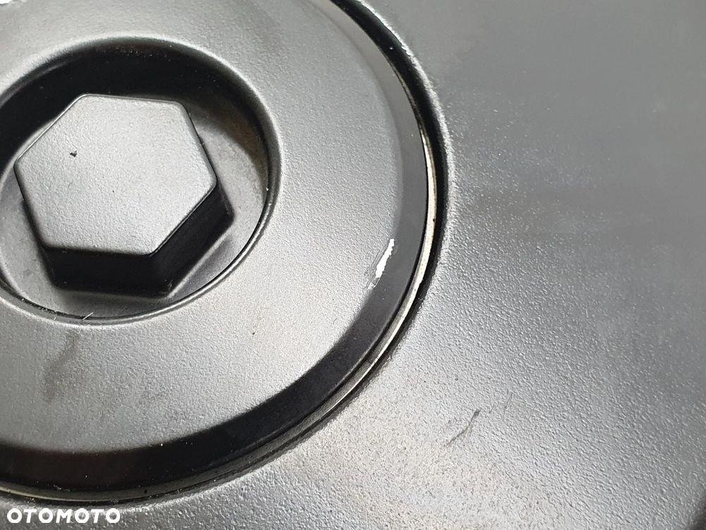 SUZUKI GSR 750 11-16 DEKIEL POKRYWA + ŚRUBY - 12