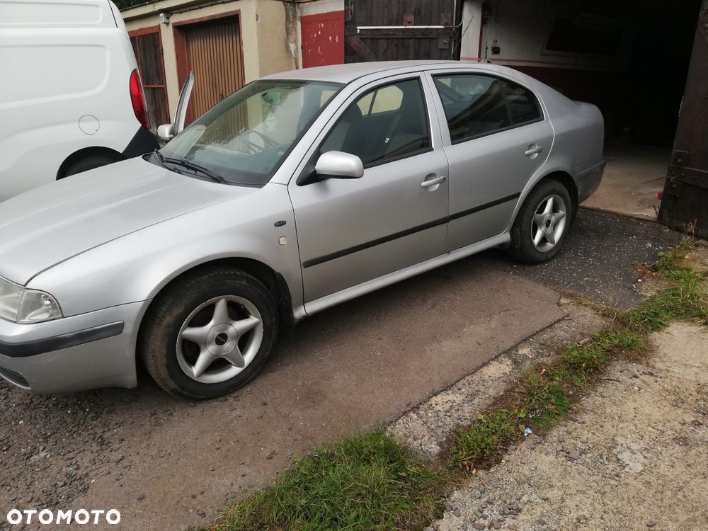 Skoda Octavia - 8