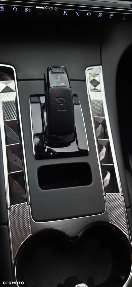 DS Automobiles DS 7 Crossback 1.6 E-Tense Bastille + - 21