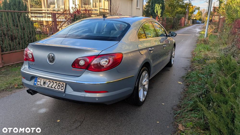 Volkswagen Passat 2.0 TDI Highline - 5