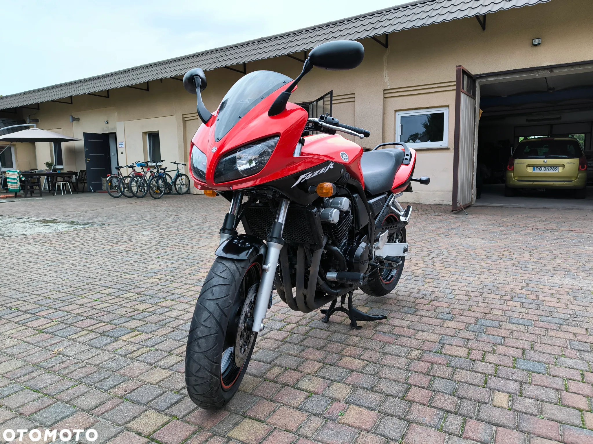 Yamaha FZS - 4