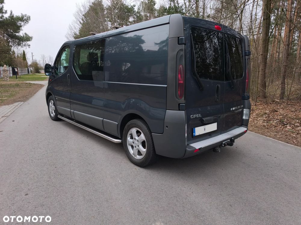 Opel Vivaro - 25