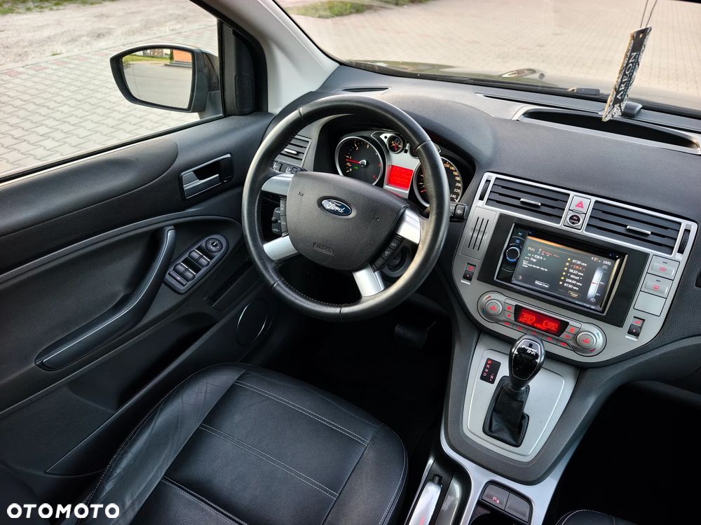 Ford Kuga 2.0 TDCi 4x4 Titanium - 12