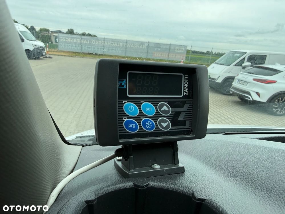 Renault Master - 16