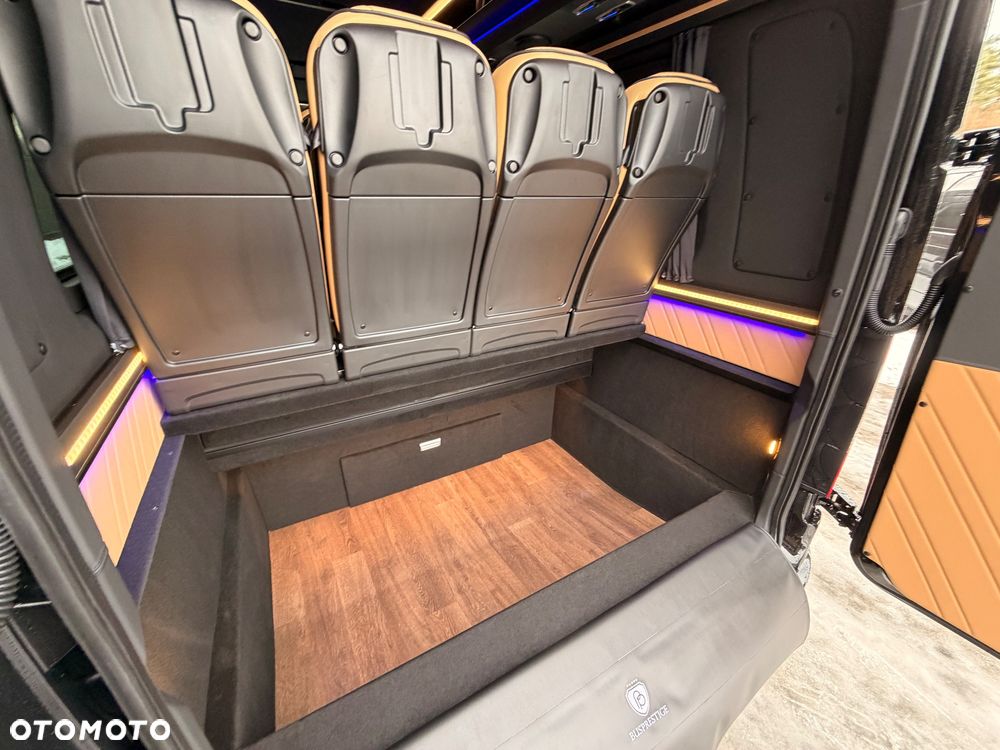 Mercedes-Benz Sprinter 519 - 9