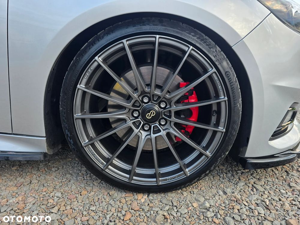 Ford Focus 2.0 EcoBoost ST mit Leder-Sport-Paket - 12