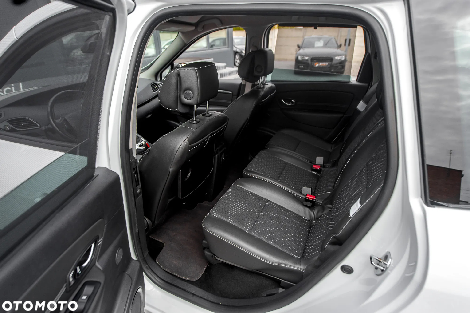 Renault Grand Scenic Gr 1.2 TCe Energy Bose Edition - 18
