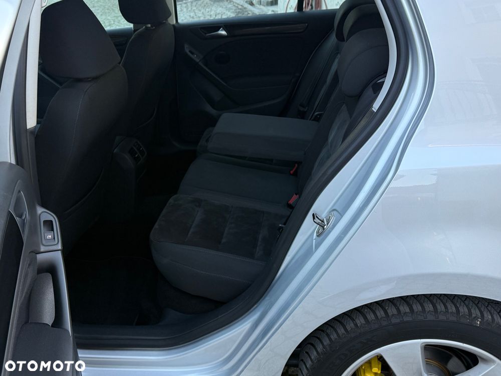 Volkswagen Golf 1.4 TSI DSG Highline - 27