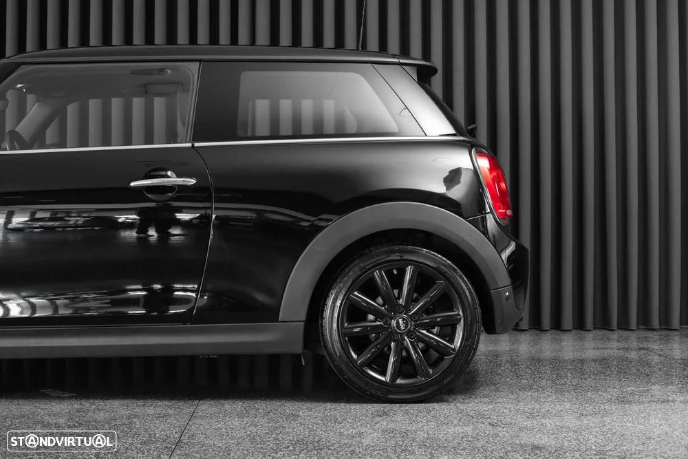 MINI 3 Portas One D - 8
