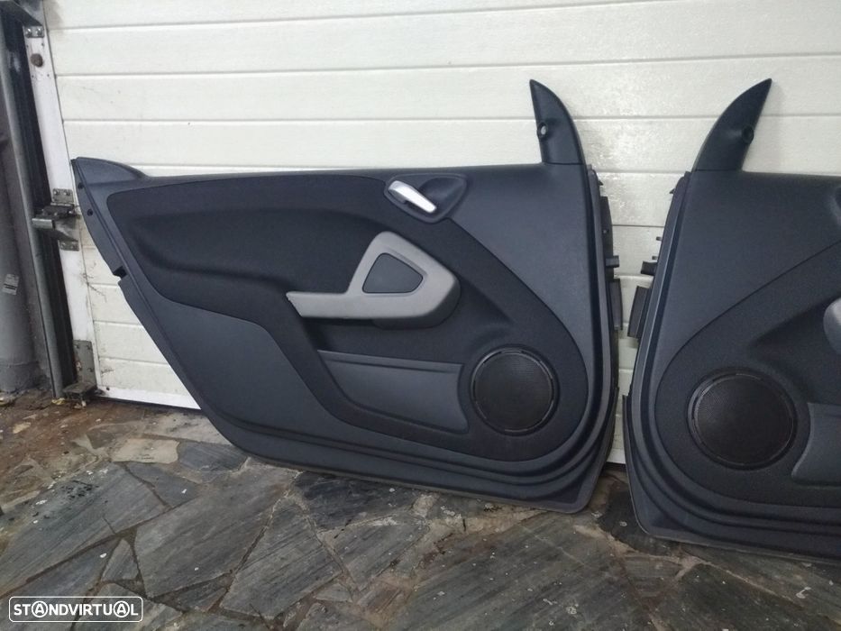 Interior quartelas Smart Fortwo 451 Ano : 2007-12 - 1
