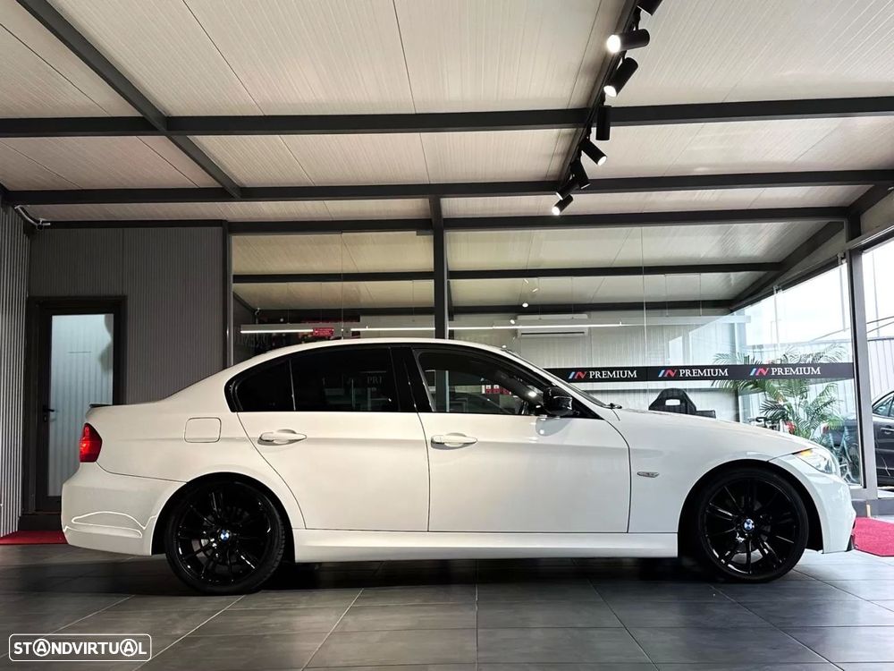 BMW 318 d Auto Pack M - 4