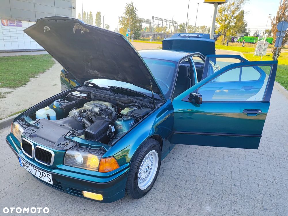 BMW Seria 3 316i - 21
