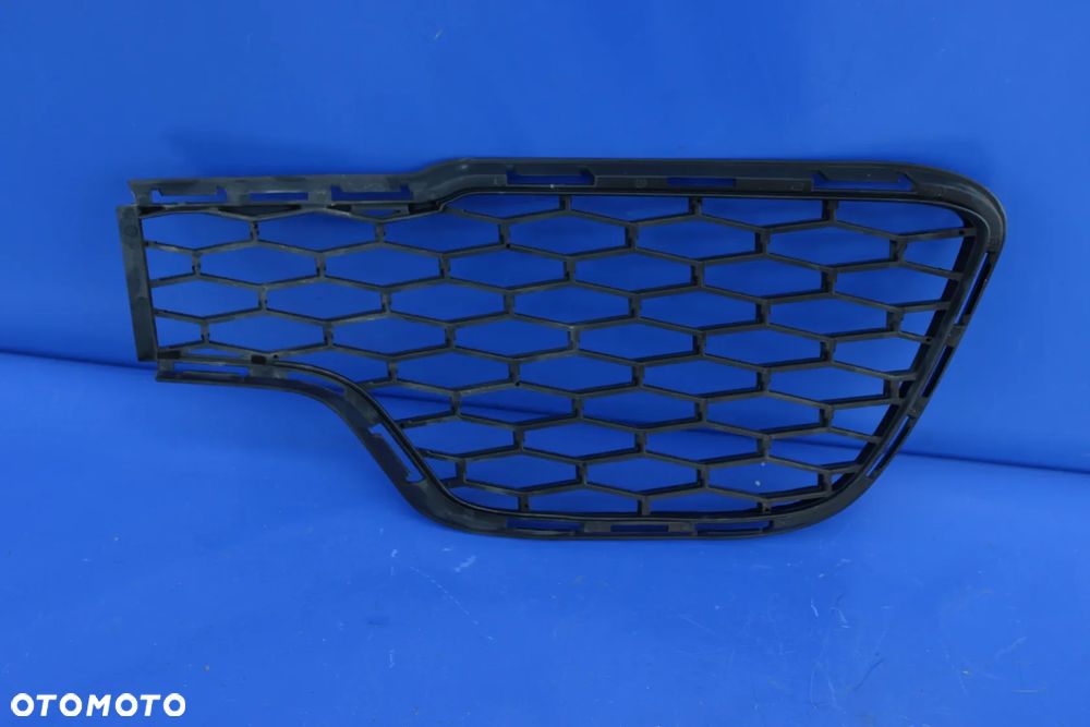 Kratka zderzaka przedniego lewa OE Maserati Ghibli III 2017r 77297 - 9