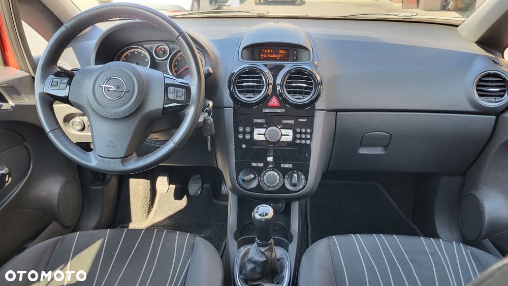 Opel Corsa 1.2 16V 111 - 9