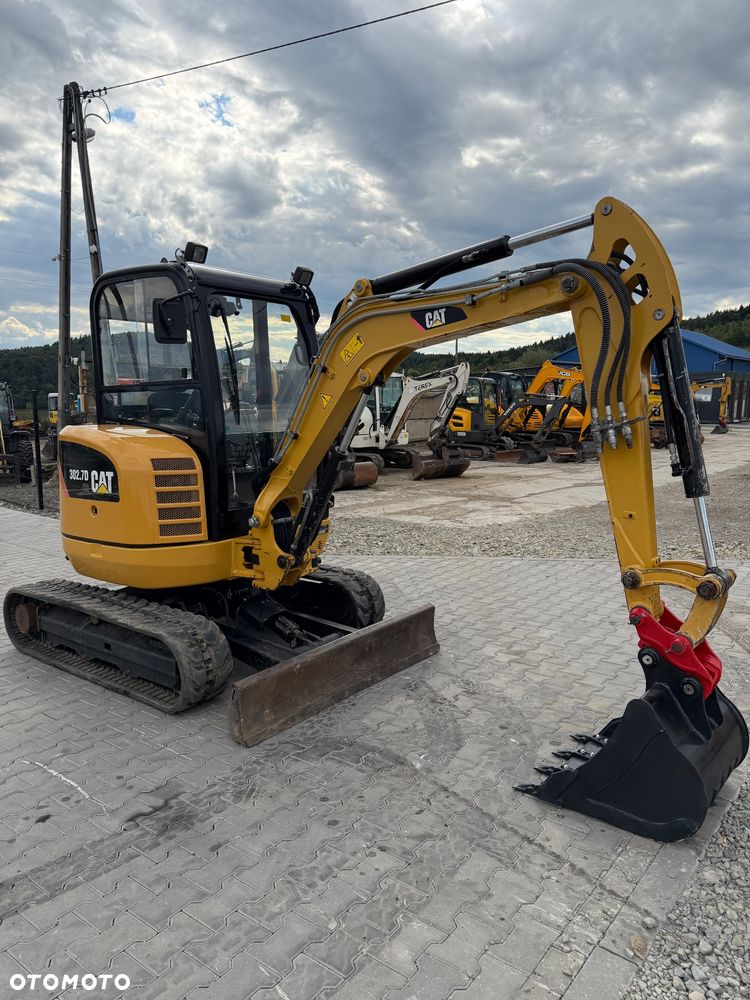 Caterpillar 302.7D - 10