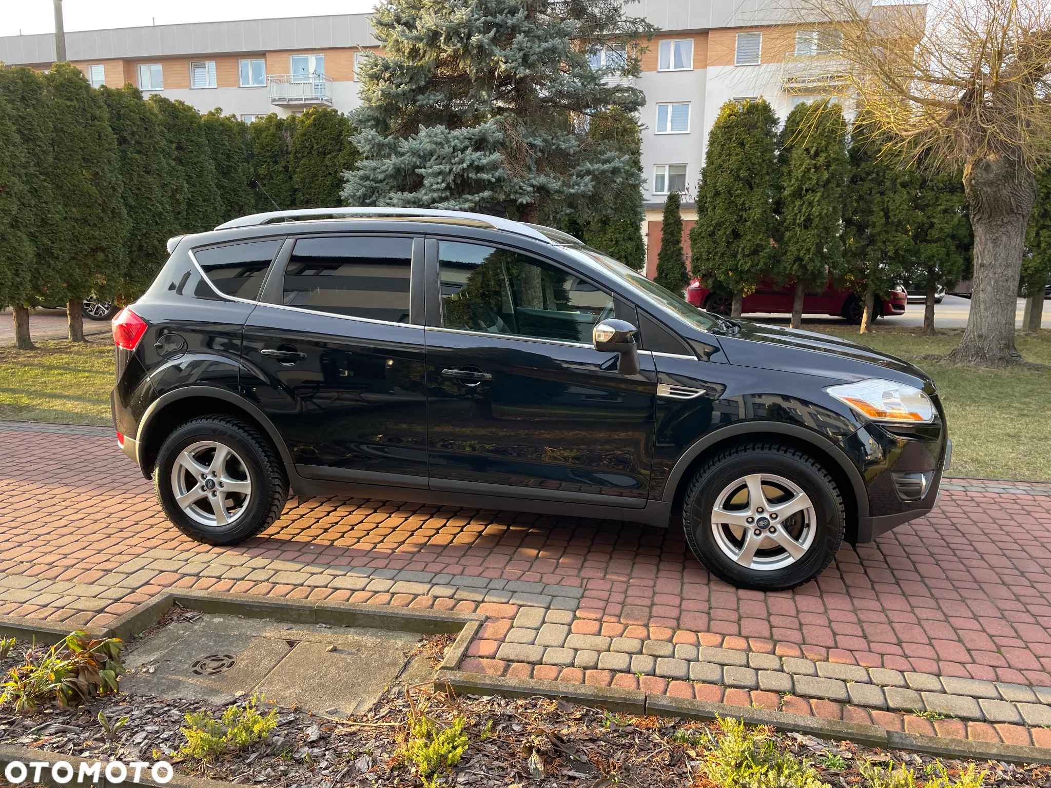 Ford Kuga 2.0 TDCi 2x4 Trend - 9