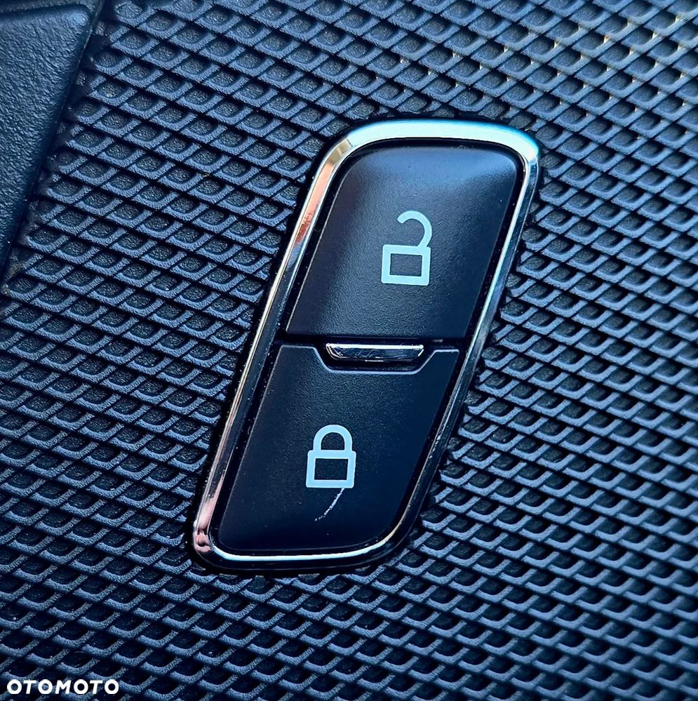 Ford S-Max 2.0 TDCi Titanium PowerShift - 28