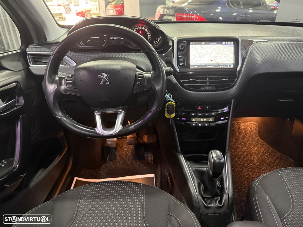 Peugeot 208 PureTech 82 Start & Stop Allure - 18