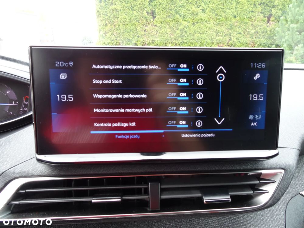 Peugeot 3008 1.5 BlueHDi Allure Pack S&S EAT8 - 33