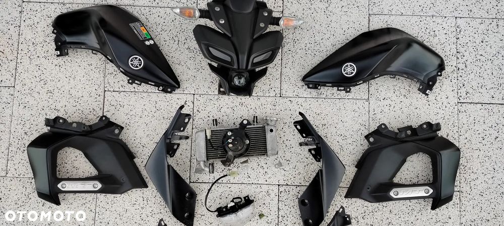 YAMAHA MT 125 MT125 2024 REFLEKTOR LAMPA CZASZA LICZNIK OWIEWKA CHŁODNICA ZEGARY LAMPA TYŁ - 10