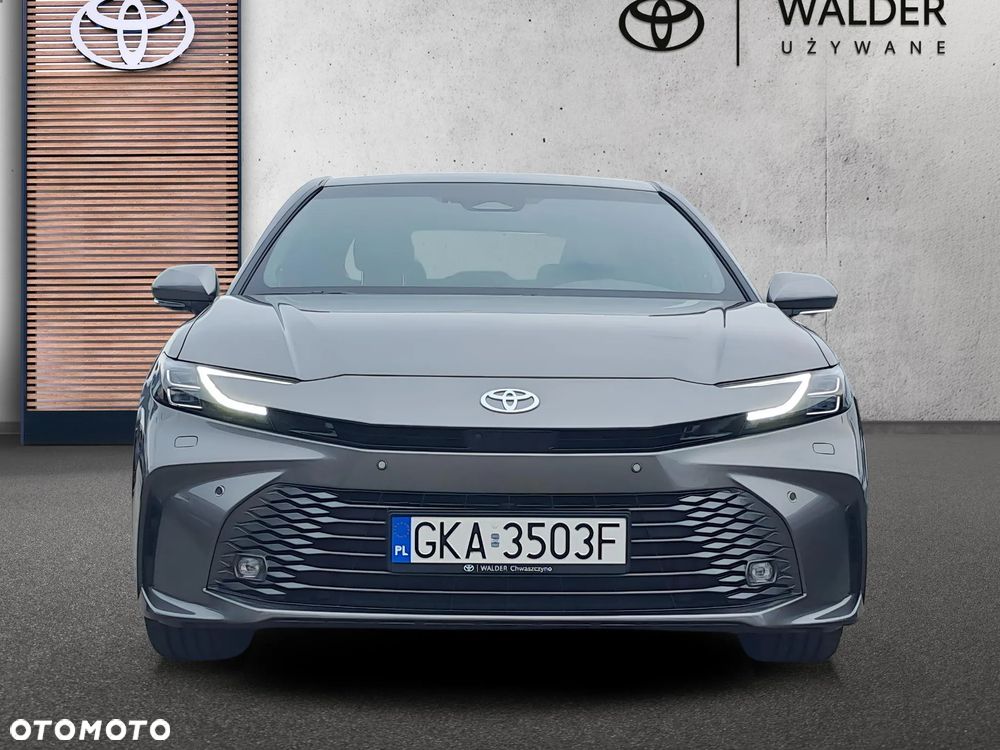 Toyota Camry 2.5 Hybrid Executive CVT - 8