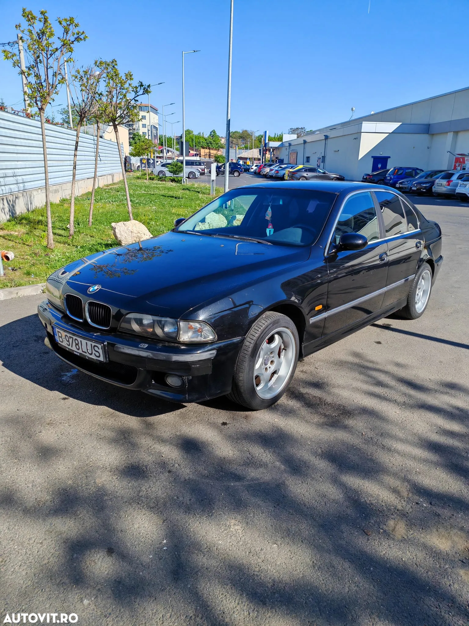 BMW Seria 5 520i - 7