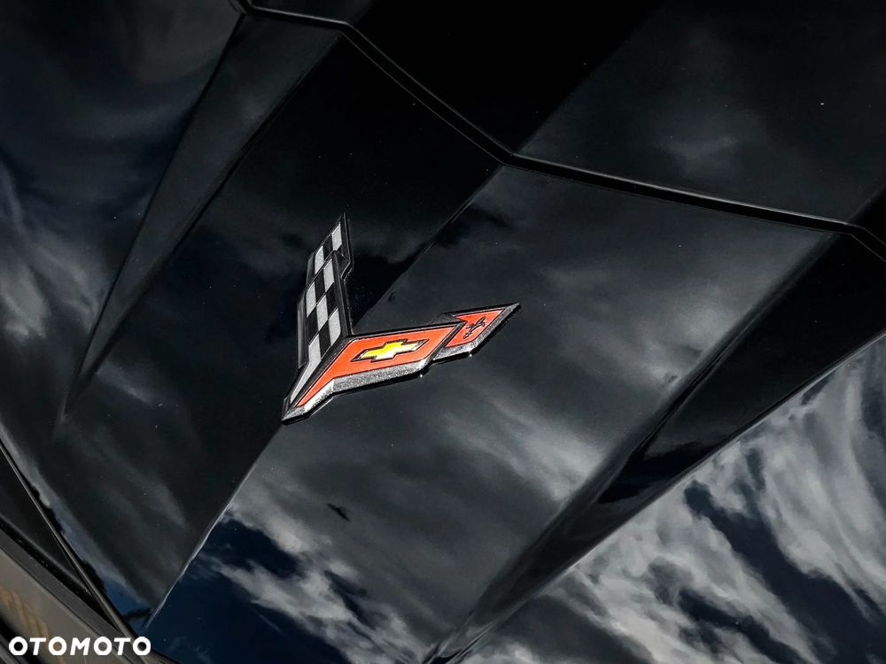 Chevrolet Corvette - 8