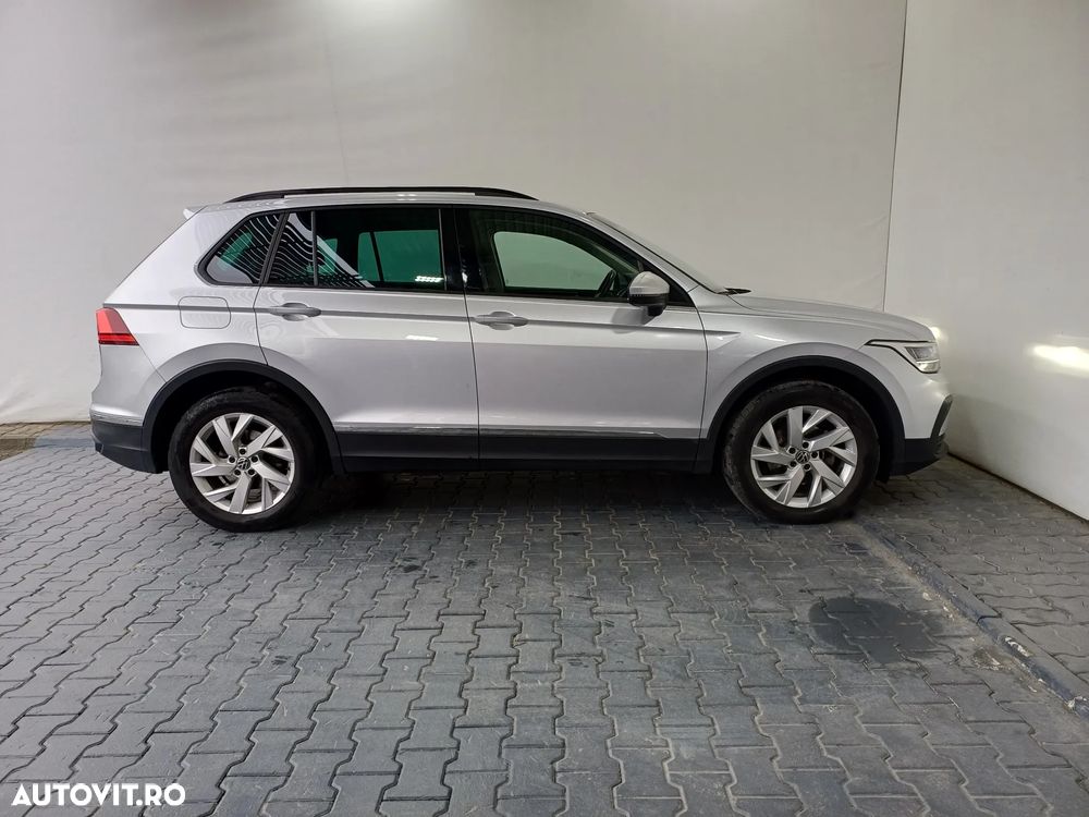 Volkswagen Tiguan 2.0 TDI SCR DSG Life - 37