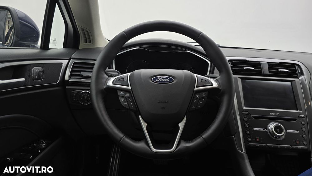 Ford Mondeo - 16